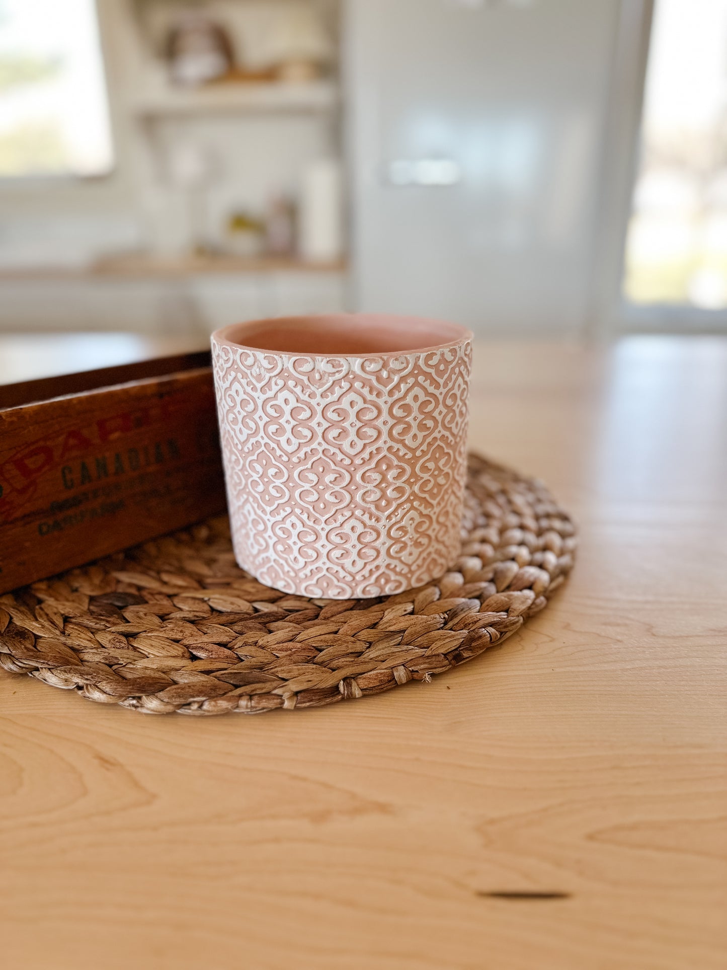 Lace Pattern Flower Pot | Pink & White