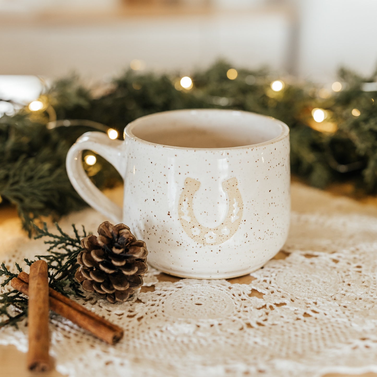 Horseshoe Mug | White | 16 oz