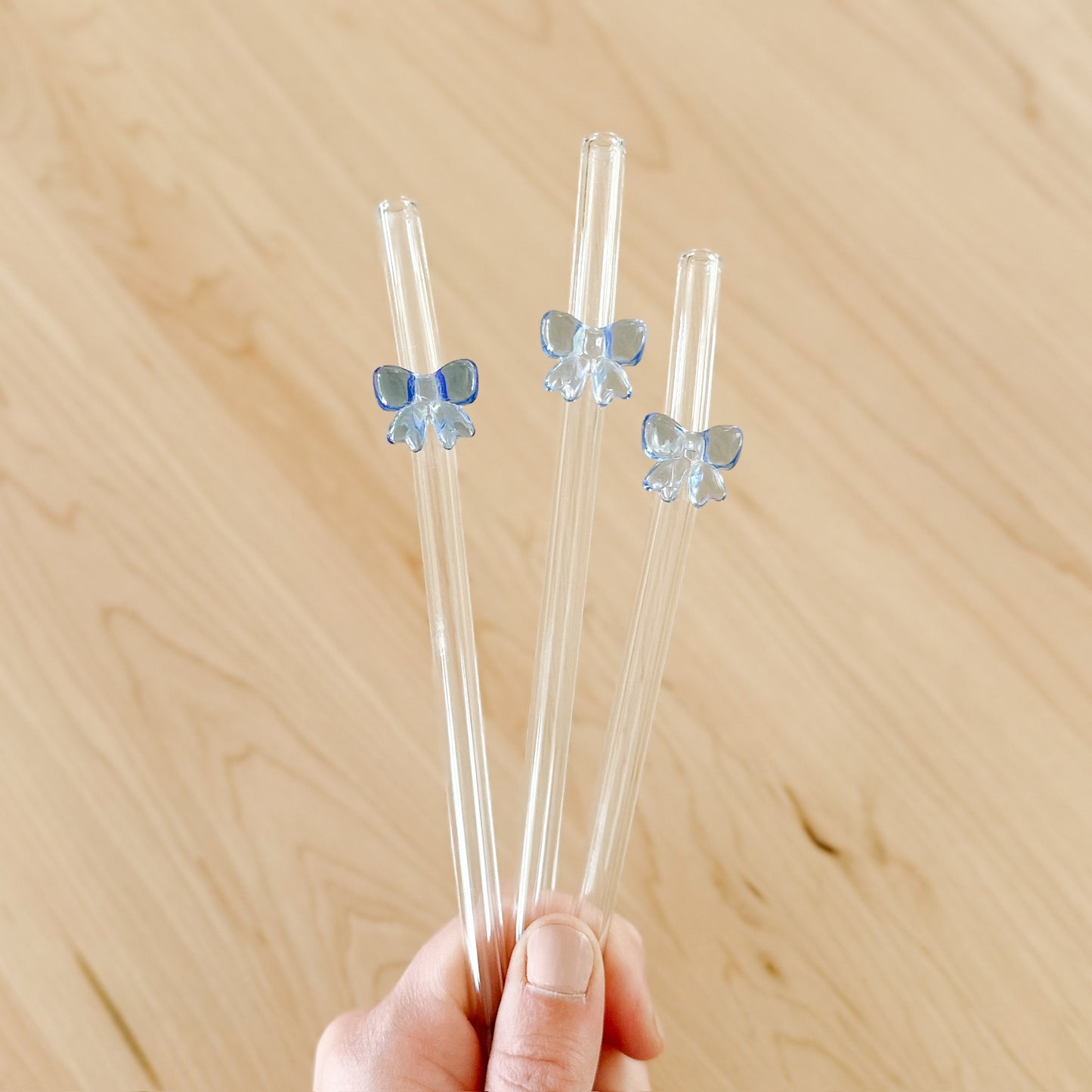 Glass Bow Straws | Clear & Blue
