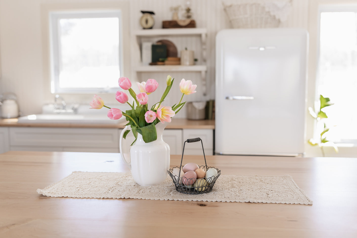 Lace Table Runner | Cream