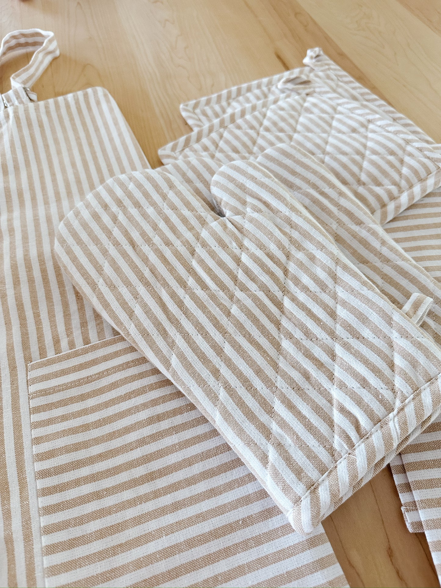 Farmhouse Kitchen Full Striped Set | Linen