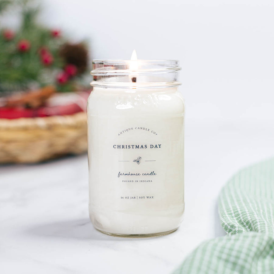 Christmas Day Candle | 8 oz. & 16 oz.