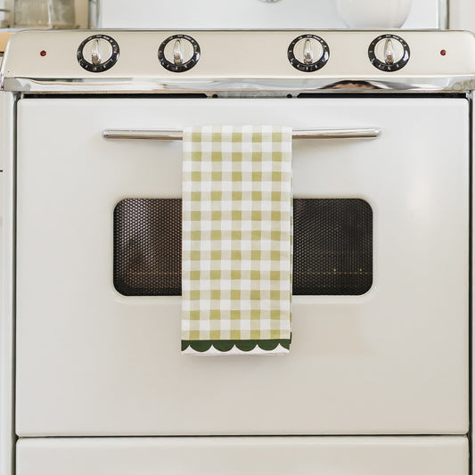 Scalloped Tea Towel | Green Gingham