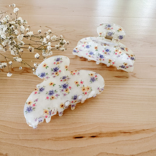 Vintage Dainty Flower Claw Clip