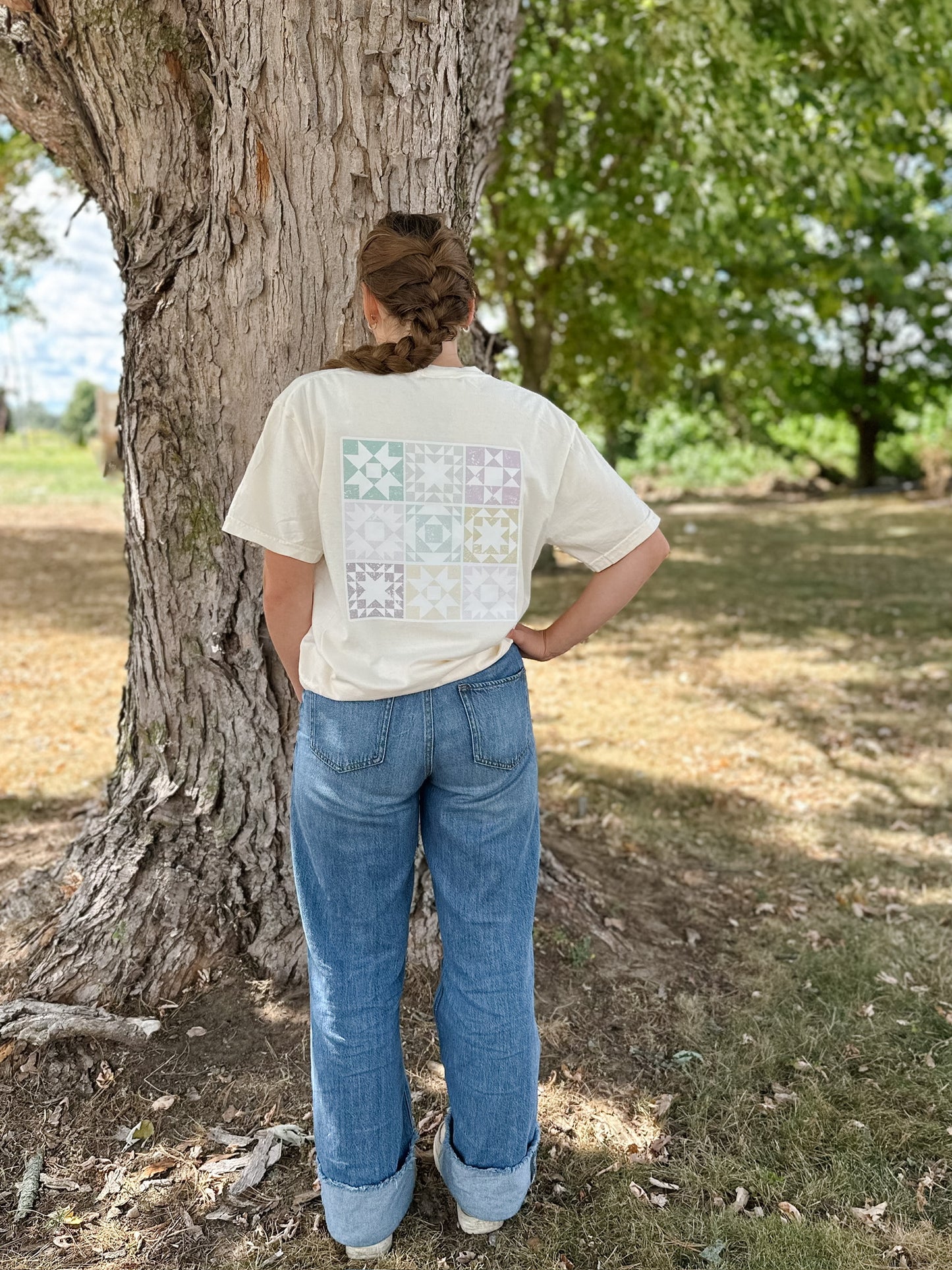 Quilt Block Ivory T-Shirt | Unisex