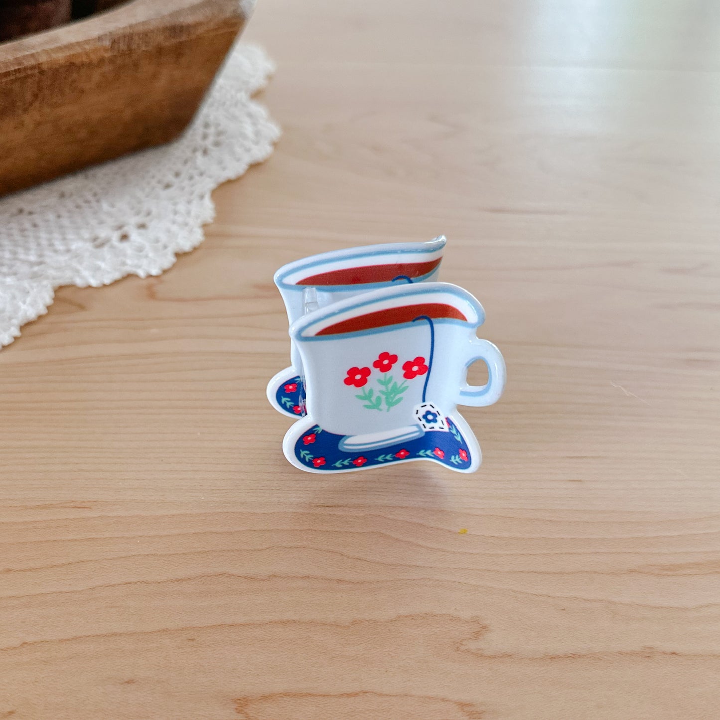 Tea Cup Halfie Claw Clip