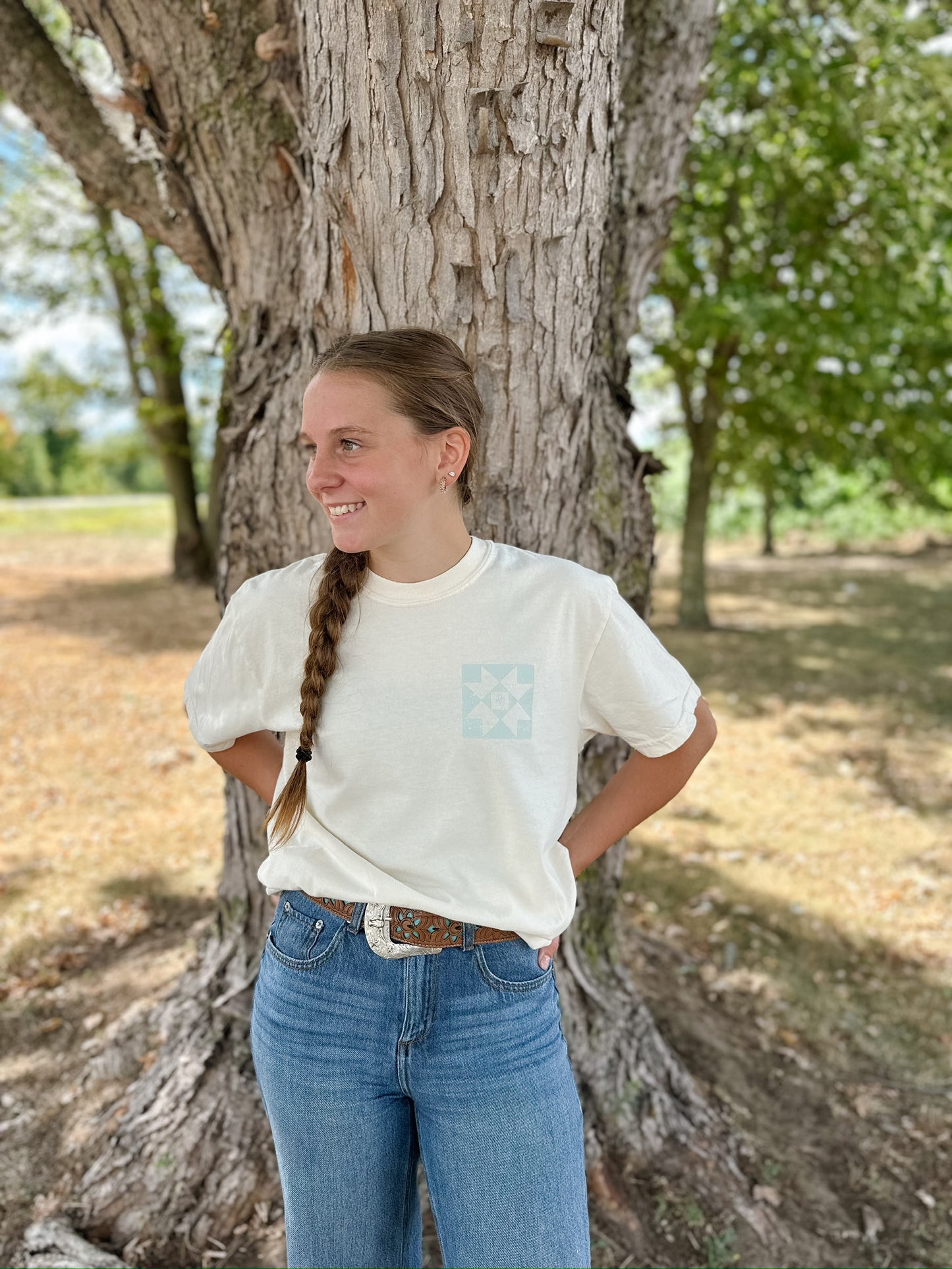 Quilt Block Ivory T-Shirt | Unisex