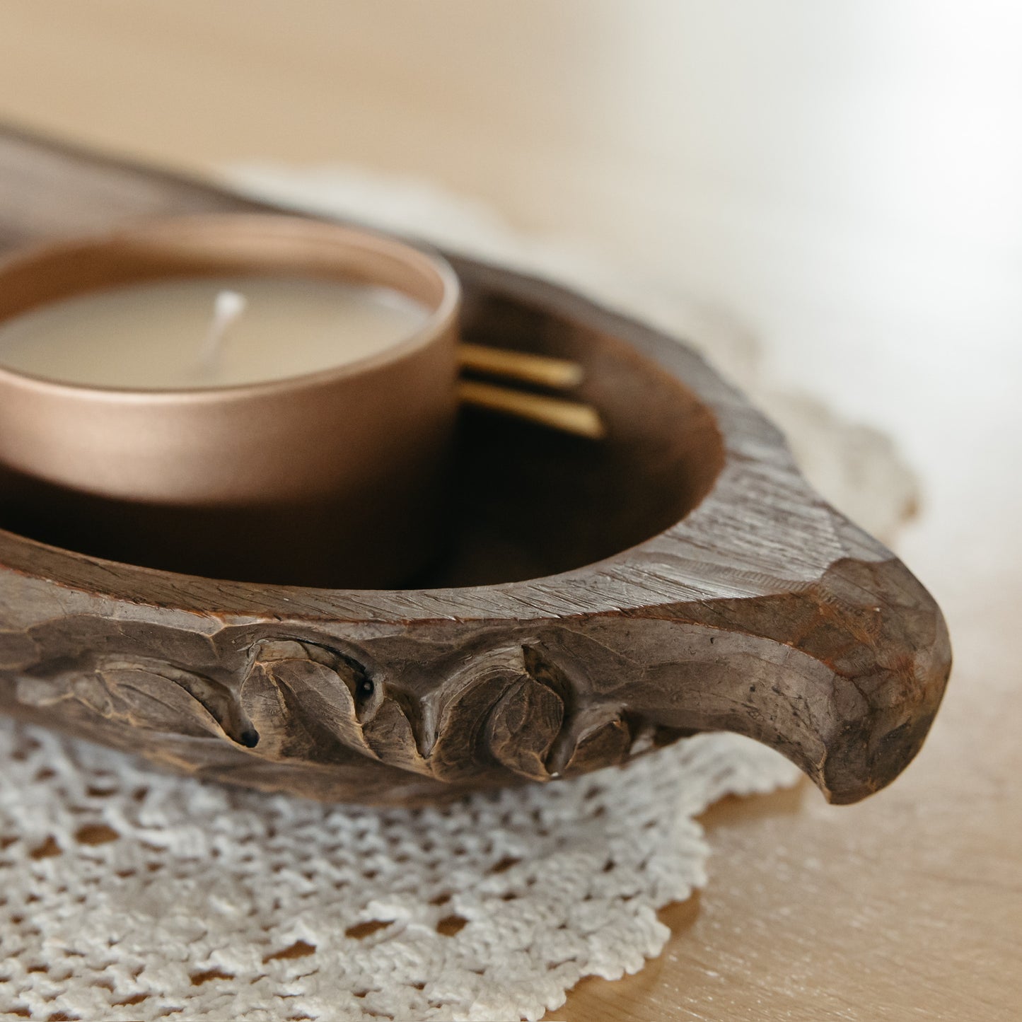 Wooden Bowl Tray with Oak Leaf