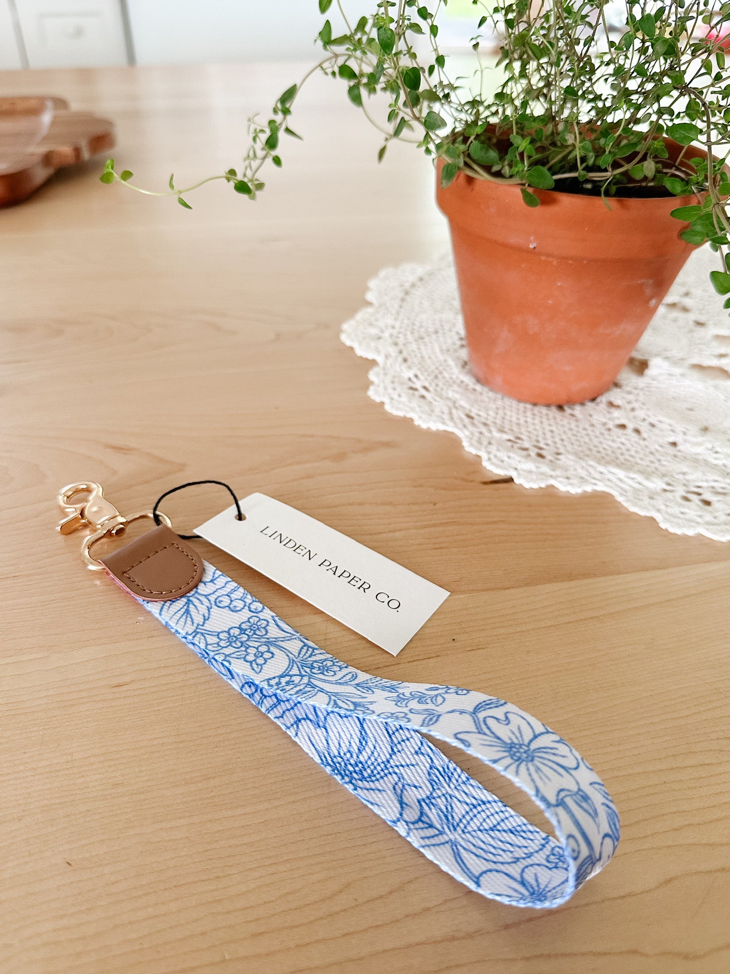 Blue Garden | Wristlet