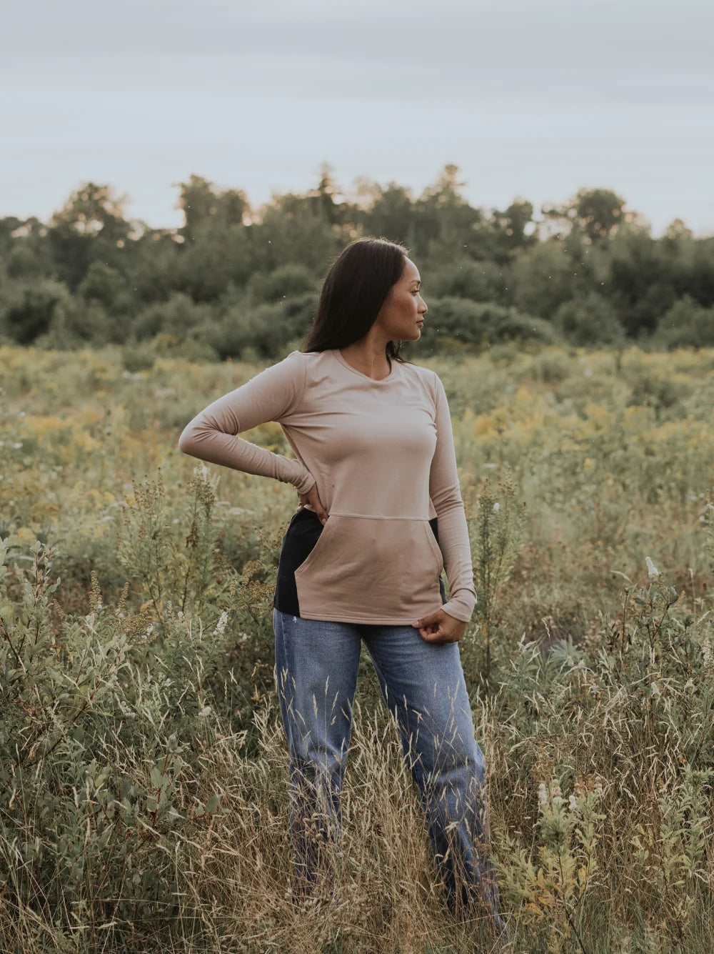 Blondie Apparel | Hillside Sweater | Navy/Stucco