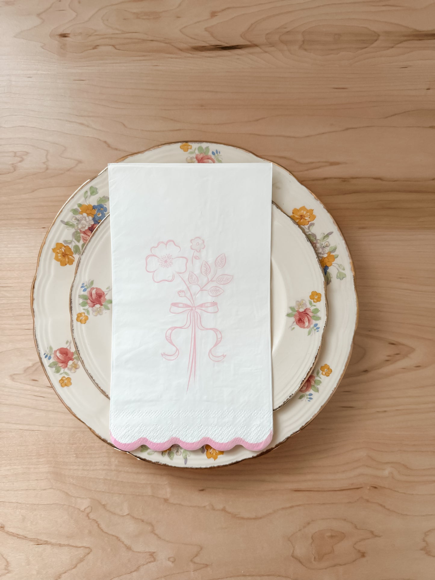 Scalloped Pink Floral Dinner Napkins