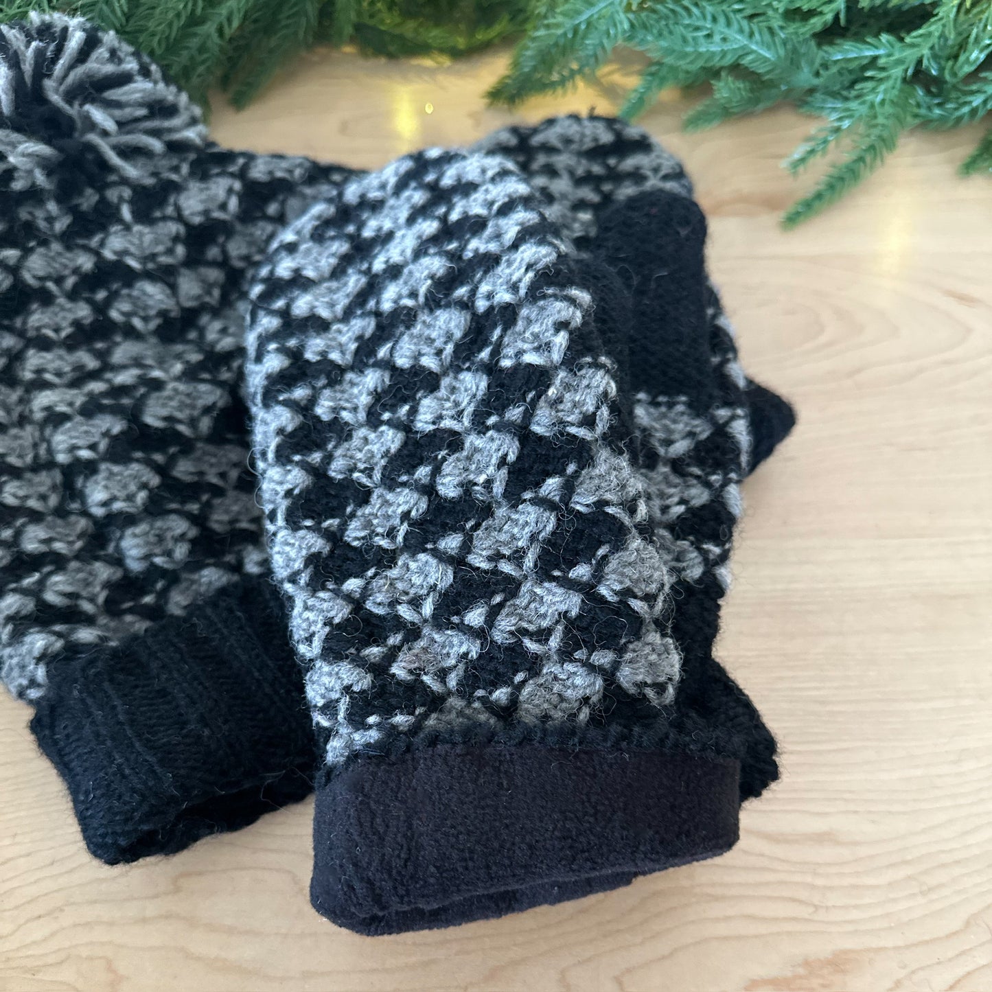 Black & Grey Mitten and Hat Set