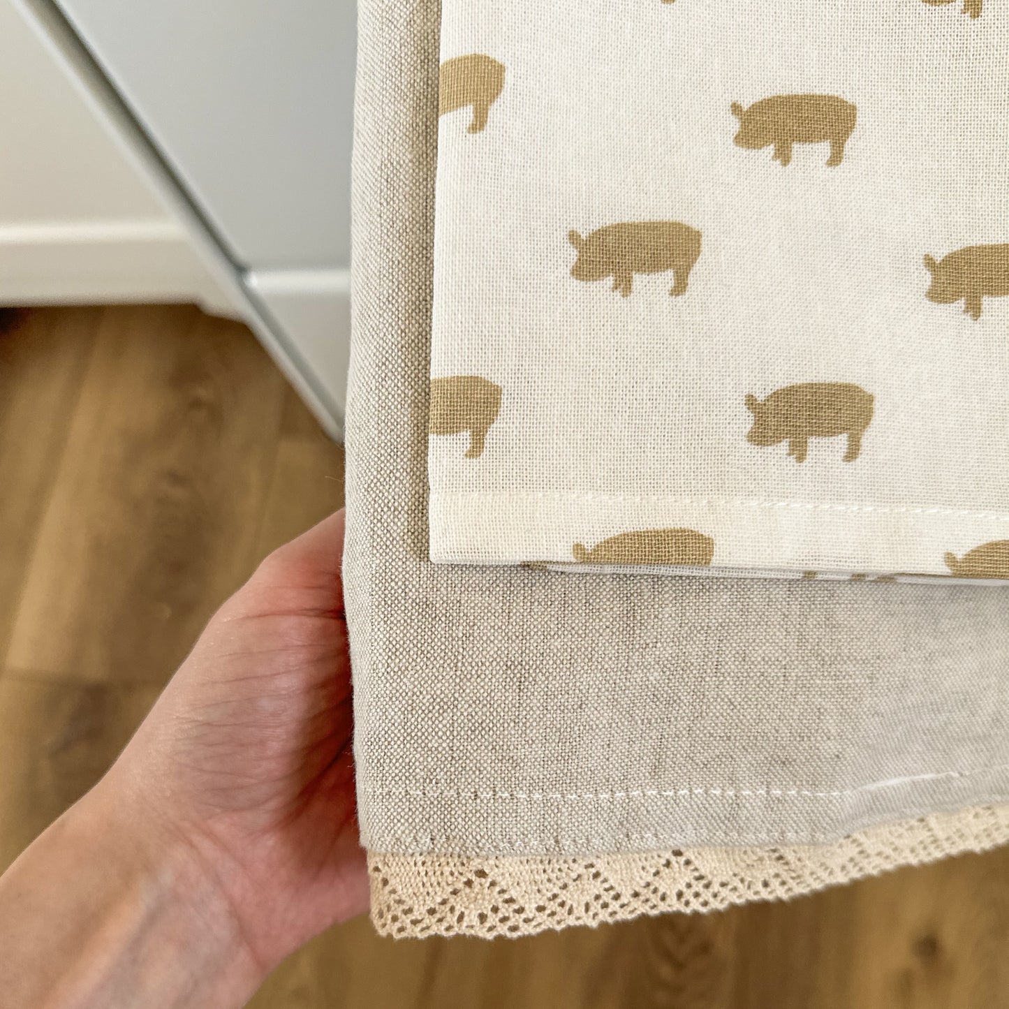 Beige Pig & Lace Trimmed | Tea Towels Set of 2