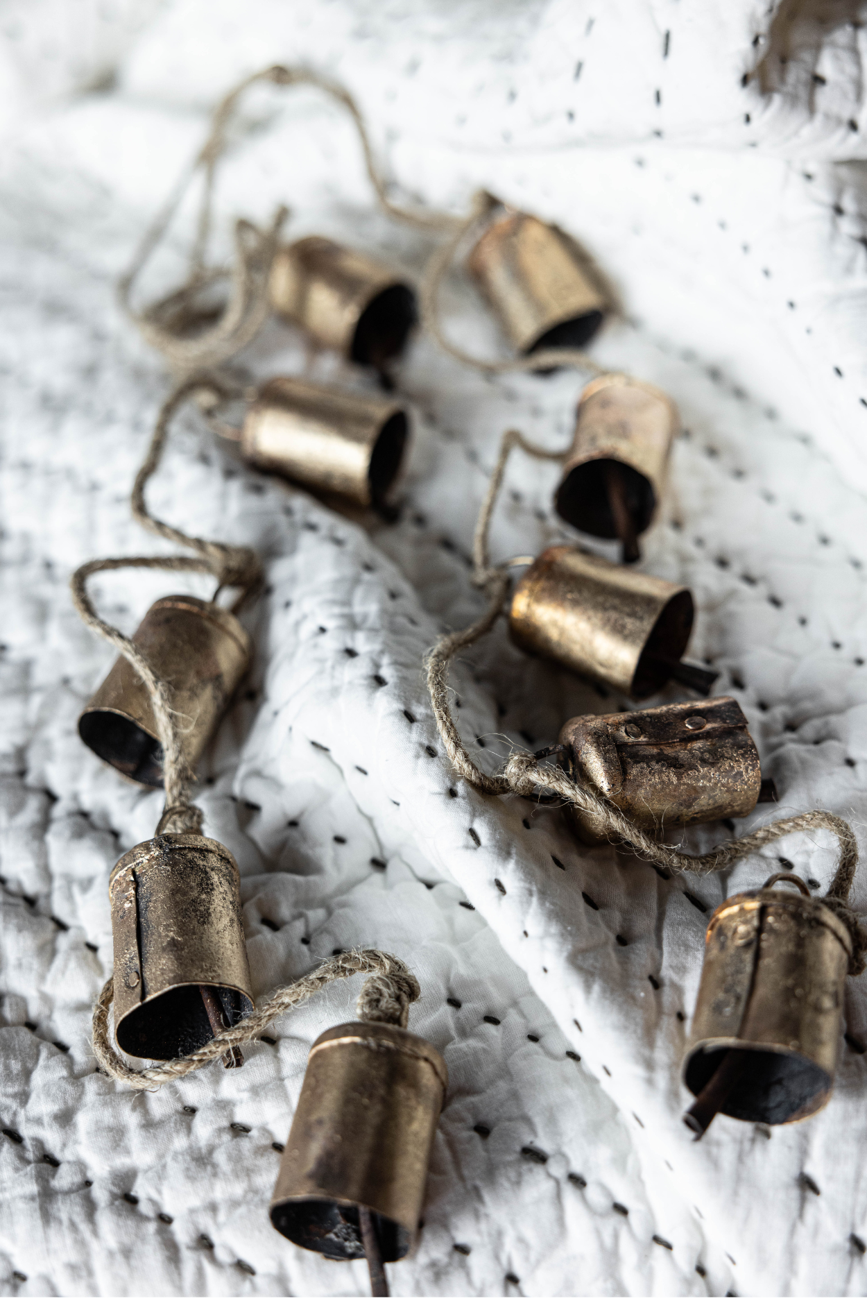 Barrel Iron Bell Holiday Hanging Garland | Small