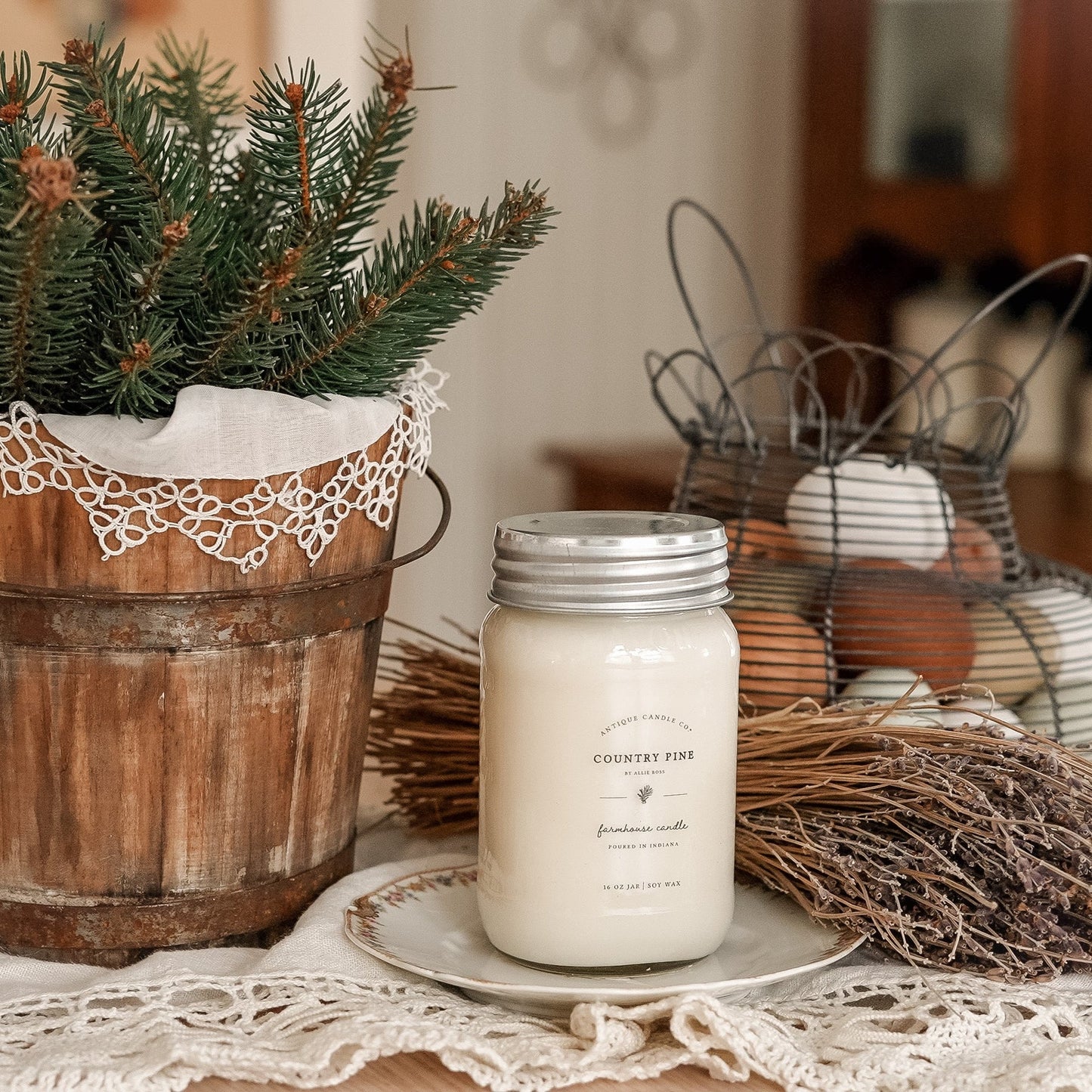 Country Pine Candle | 8 oz. & 16 oz.